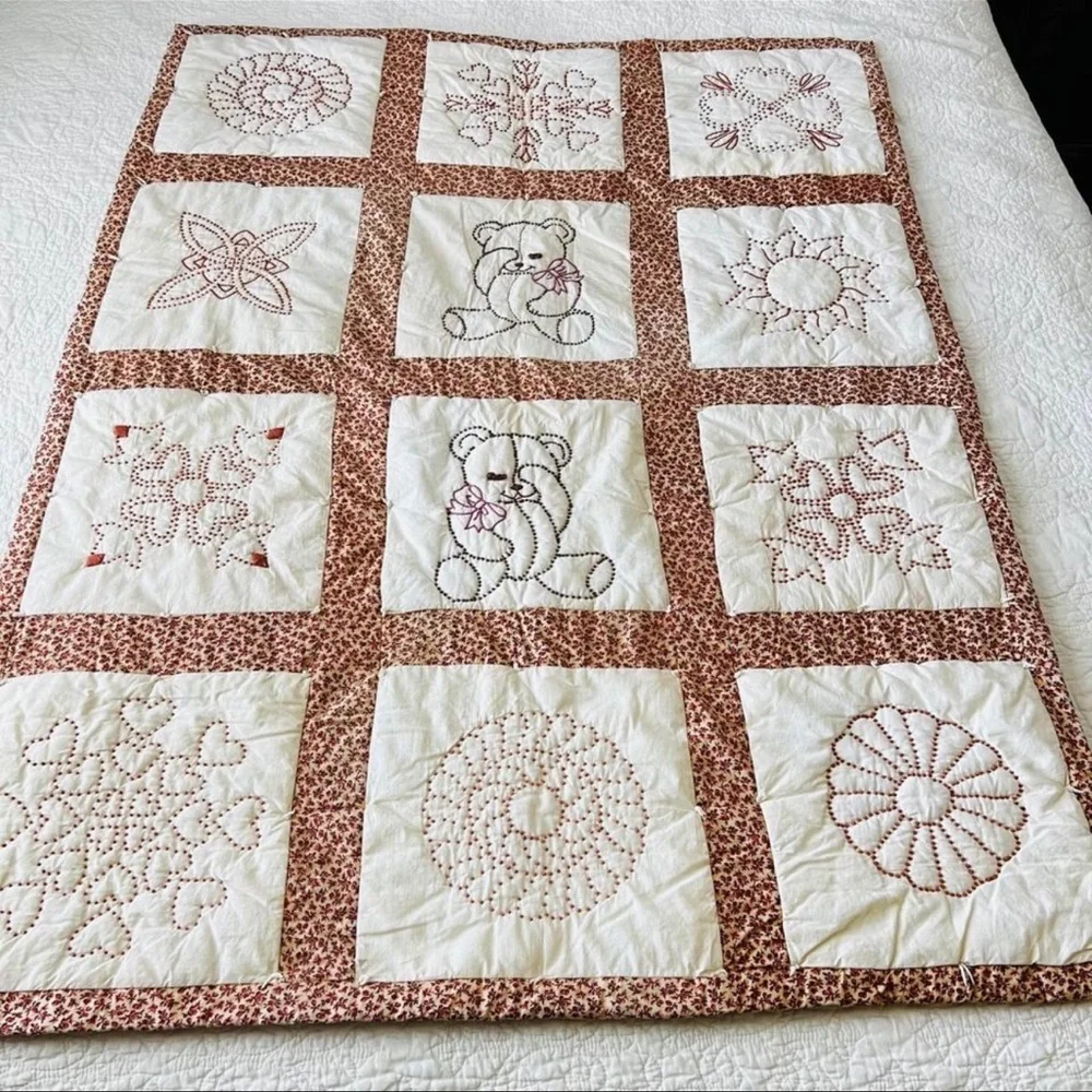 52”x40”Vintage Homemade Kids Quilt.